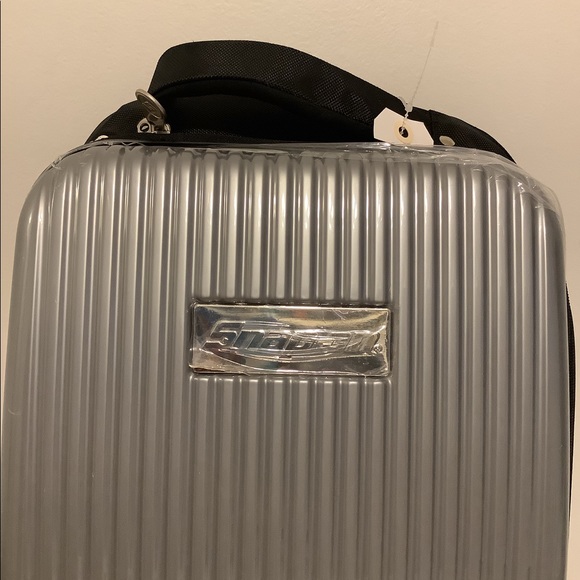 SNAP-ON  BRAND , BACKPACK .. BRAND NEW 🎒 - Picture 2 of 8